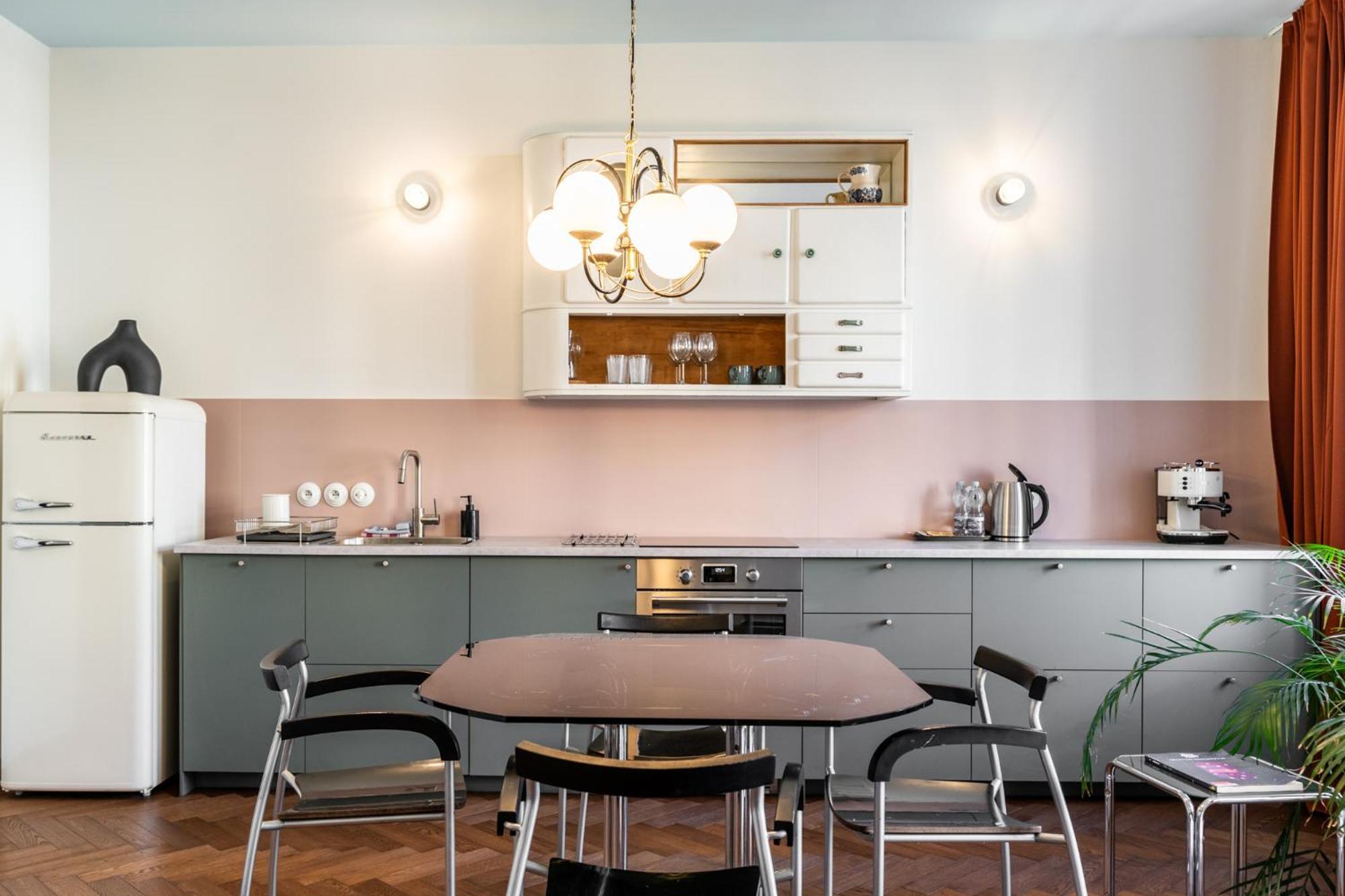 Stylowy Apartament W Centrum - Opolska Катовице Екстериор снимка